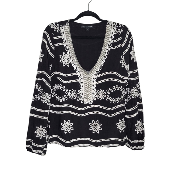 Boston Proper Embroidered Eyelet Beaded Top Embellished Black & White Size M - Picture 1 of 8